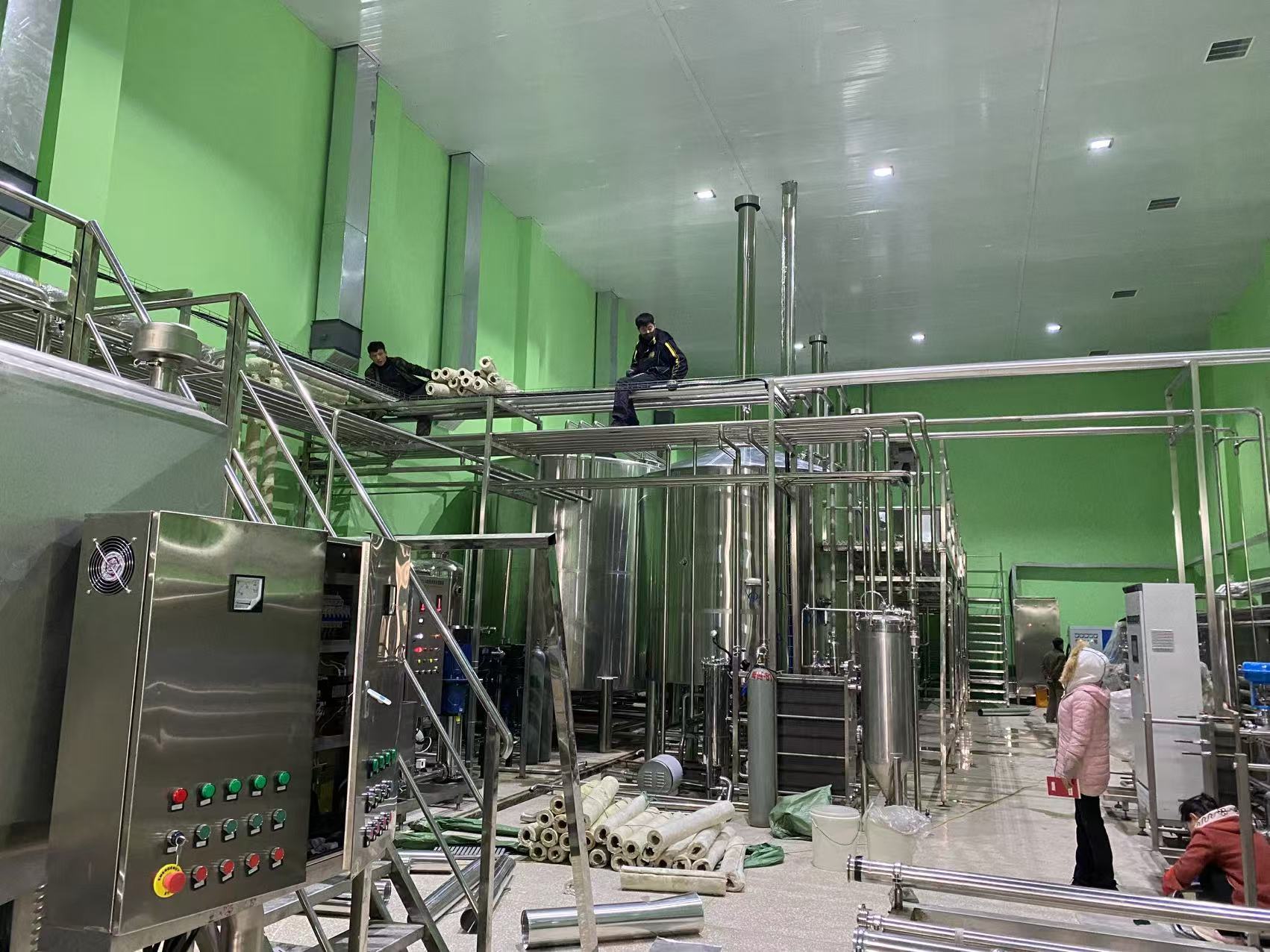 新华精酿啤酒设备厂—精酿啤酒设备制造：传承工艺与创新科技的交融